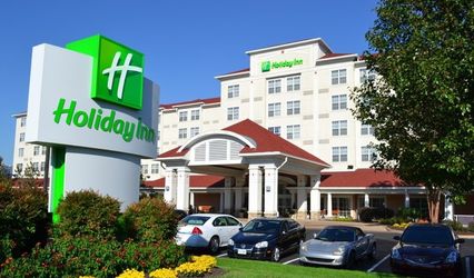 Holiday Inn Norfolk Airport