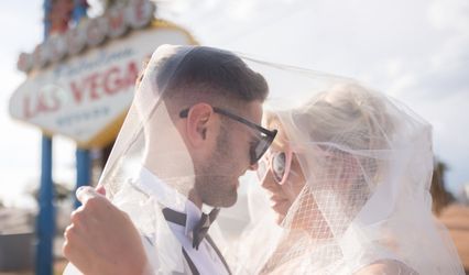 Glitter Lens Photography & Photo Booths