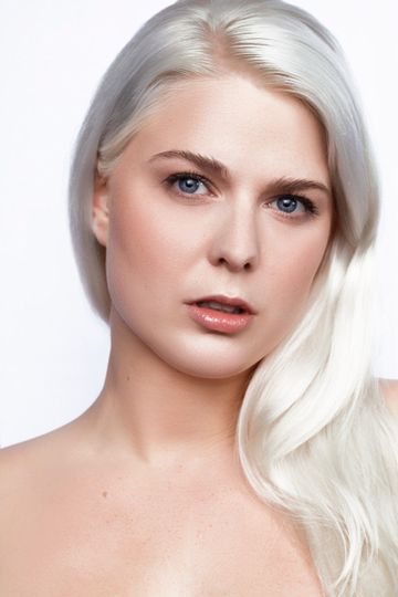 Caryn Pine Makeup & Hair