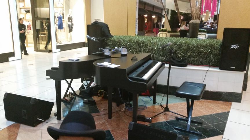 JD's Dueling Pianos 2 Go