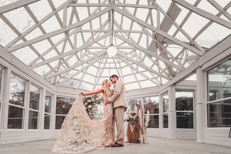 Yours Truly Weddings & Events