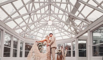 Yours Truly Weddings & Events