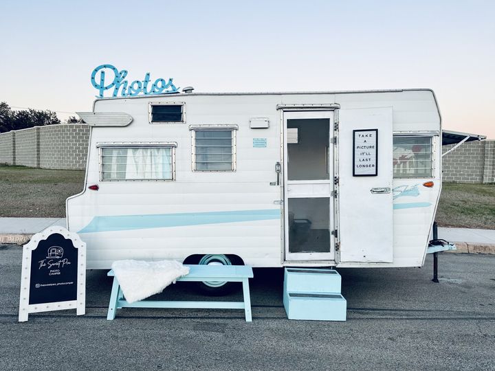 The Sweet Pea Photo Camper