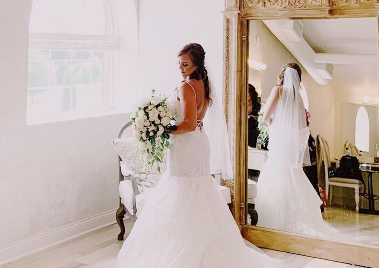Livi S Designs Dress Attire Omaha Ne Weddingwire