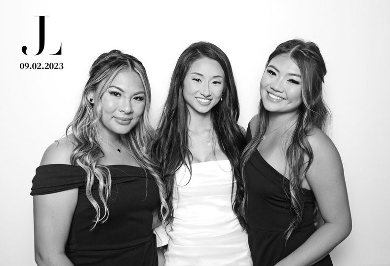 Luxe Booth Photo Booth Rental