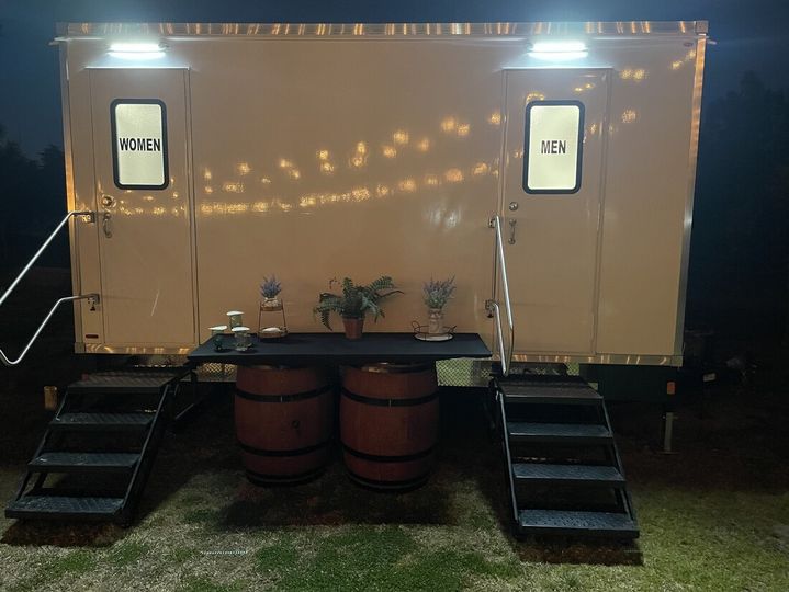 High Throne Luxury Portable Restrooms
