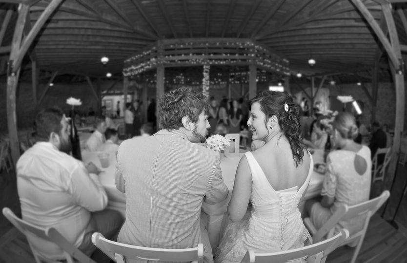 The Round Barn On Clear Creek Llc Venue Walnut Grove Mo Weddingwire