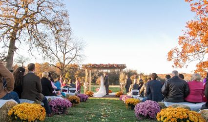 The Round Barn on Clear Creek, LLC
