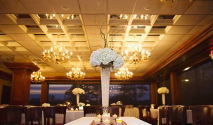 Love's Flower Shop