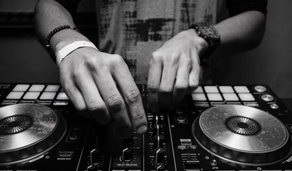 Sounds Good Audio Production & Entertainment