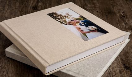 Wedding Albums & Wedding Photo Books (PikPerfect)