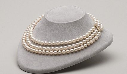 Museum Way Pearls