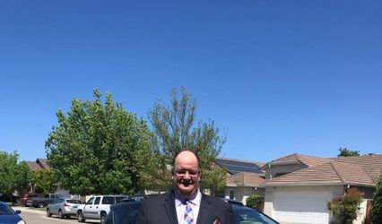 Pastor Anthony Klena