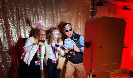 Iris Photo Booths Co.