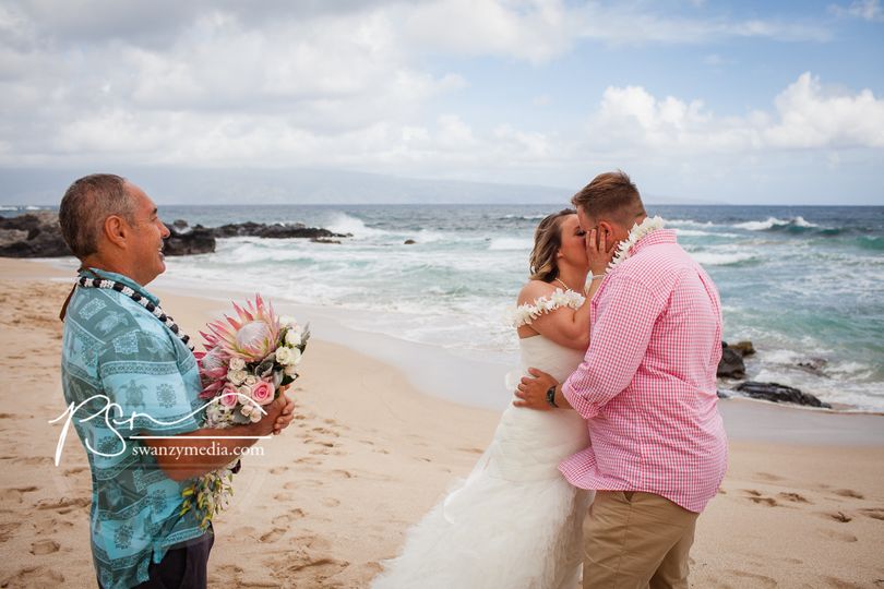 Maui Wedding Vow Renewal Ceremonies Officiant Lahaina Hi