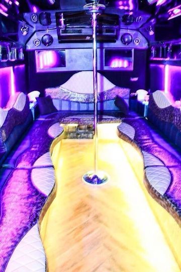 Hoppers Party Bus