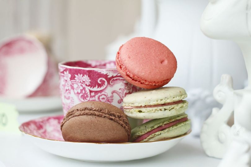 CHANTAL GUILLON MACARONS & TEAS