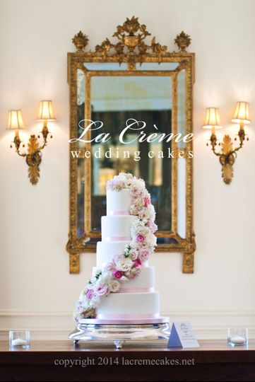 La Creme Wedding Cakes