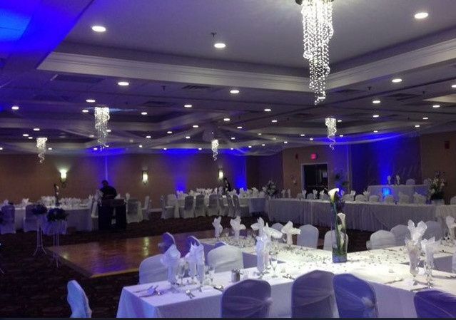 La Luna Ristorante At Holiday Inn New London