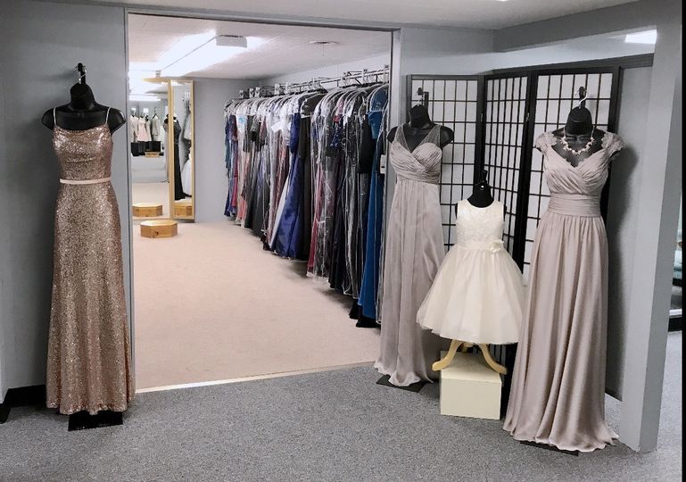 Cheryl Ann Bridals Tuxedos Dress Attire Dubuque Ia