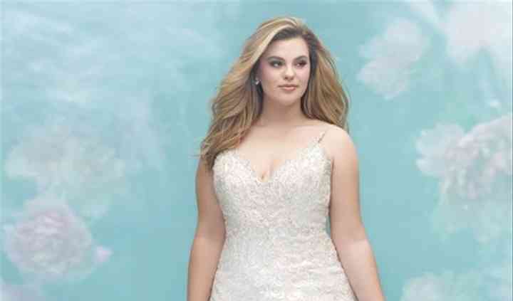 love curvy bridal