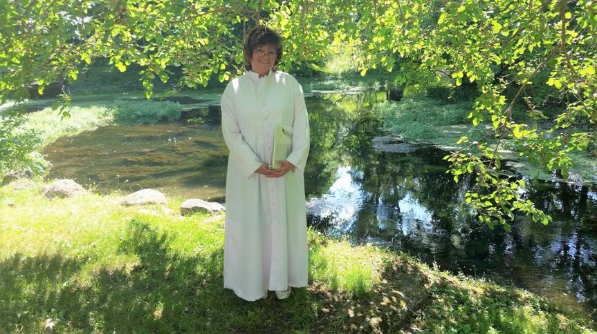 Wedding Officiant DB Lorgan