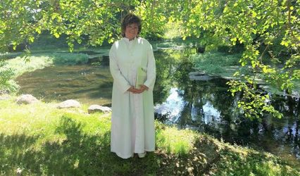 Wedding Officiant DB Lorgan
