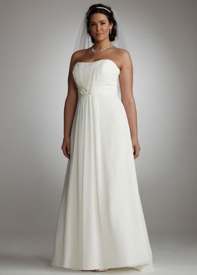 Im Lux Com Dress Attire Branford Ct Weddingwire
