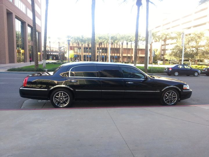 Amour Limo & Transportation