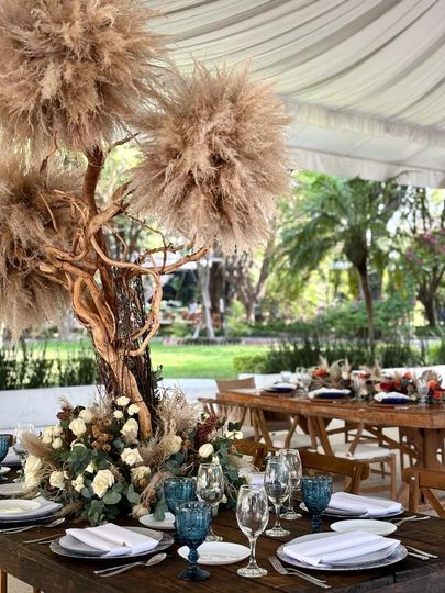 Pavoreal Wedding