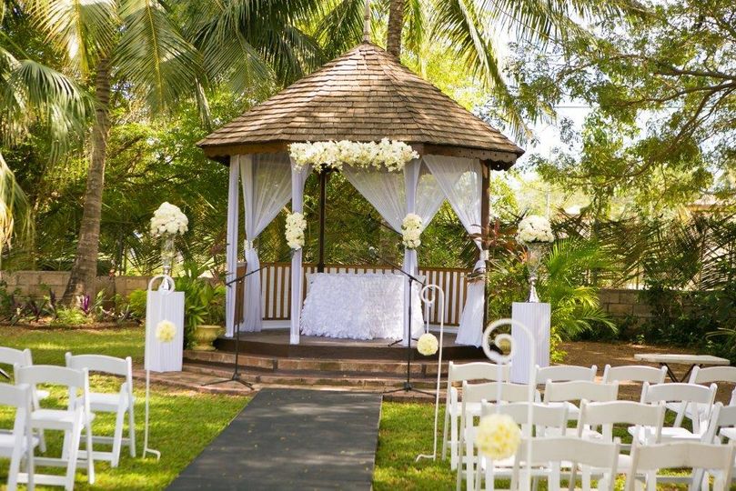 LUV Decor Rentals