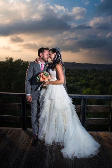 The Trois Estate at Enchanted Rock