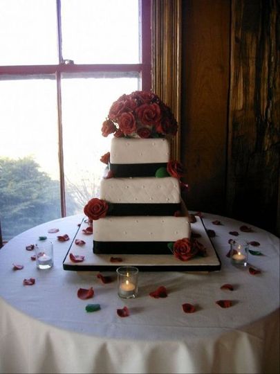 Lisa's Custom Cakes