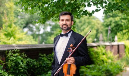 Devin Arrington, Violinist