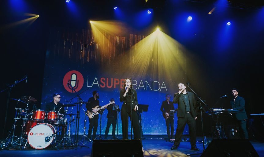 LA SUPER BANDA