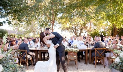 Julie Mikos Photographer