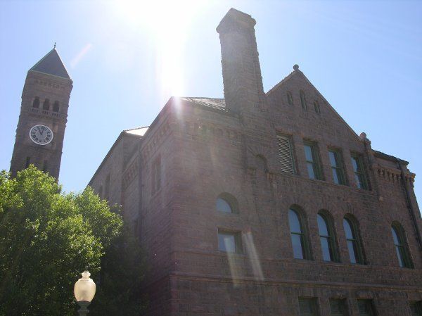 Old Courthouse Museum