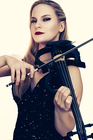 Michelle Winters Violinist