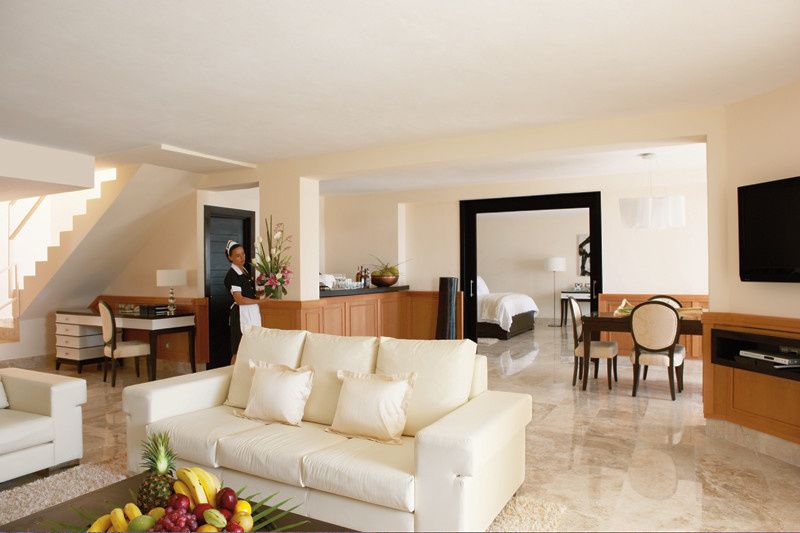 Excellence Playa Mujeres Venue Cancun Mx Weddingwire