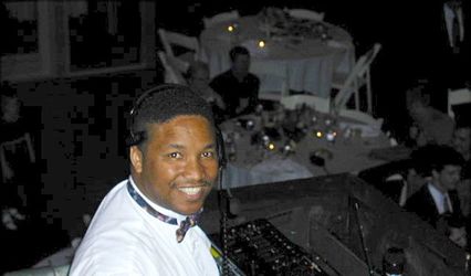 TST Lighting & Entertainment