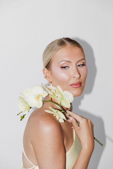 Best day glow by Denisa