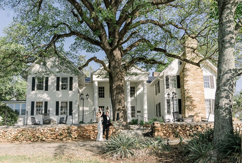 Black Horse Manor