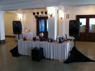 Howell's DJ Service