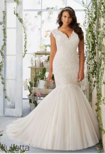 lara's bridals & formals