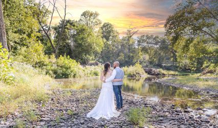 Crooked River Farm Weddings LLC
