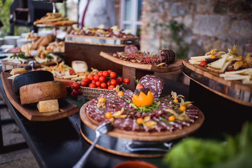 Embellished Catering Tampabay LLC