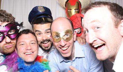 Click Click Zoom Photo Booths