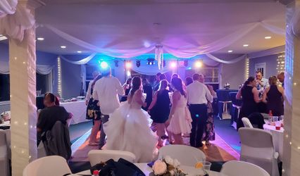 Mixed Up Entertainment