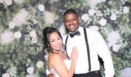 All Seasons Events & Photo Booth Rental