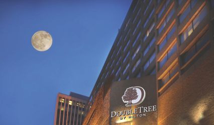 DoubleTree by Hilton - Nashville Downtown